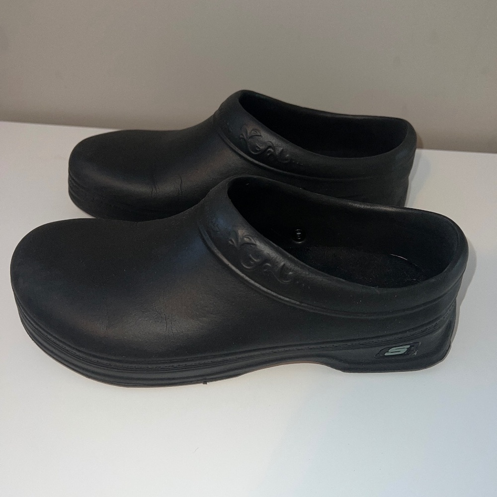 Women’s Skechers Oswald Clara Shoes Size 8 Black EUC